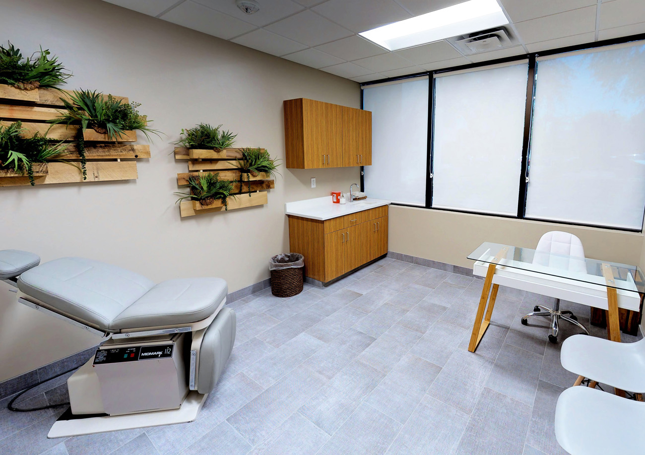Private exam room medical office sharing in Scottsdale Arizona